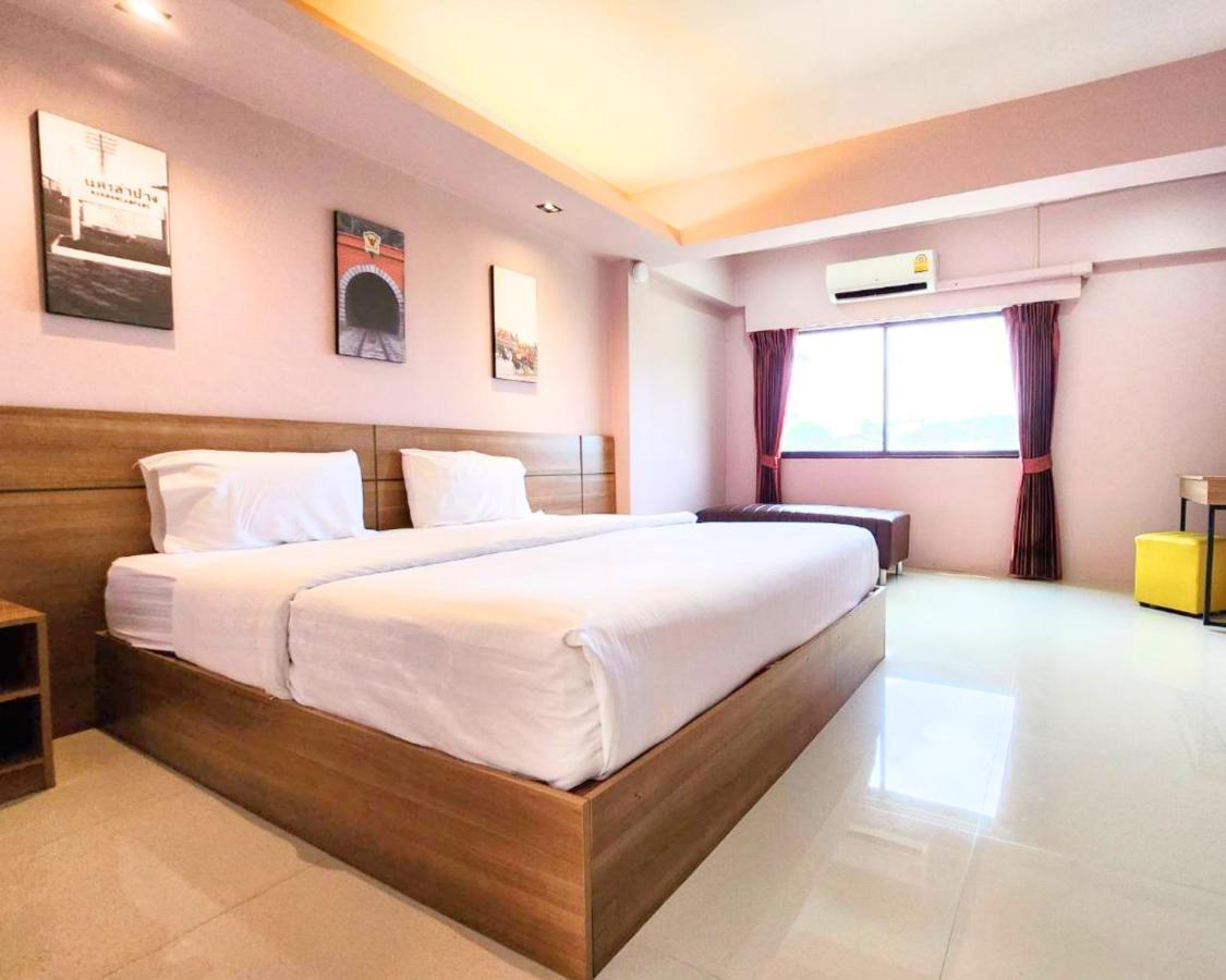 Airbest Gemtree Lampang Hotel エクステリア 写真