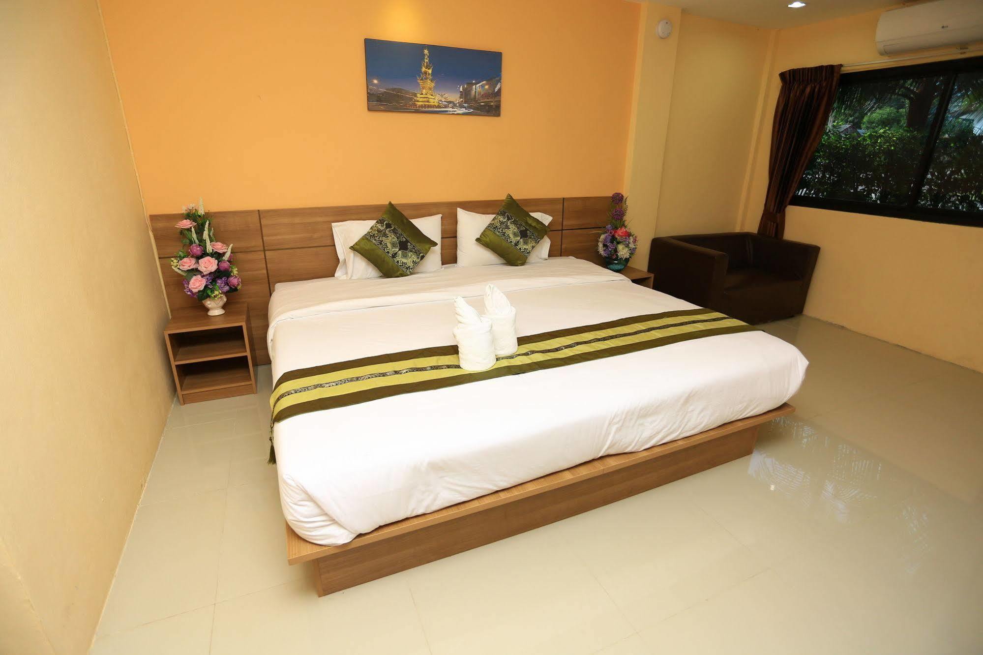 Airbest Gemtree Lampang Hotel エクステリア 写真